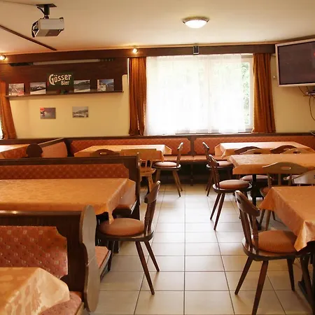 Zur Post Bed & Breakfast *