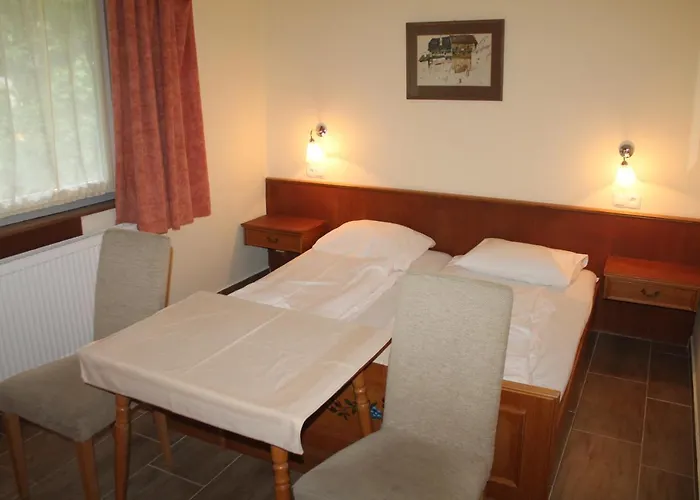 Zur Post 3* Lackenhof