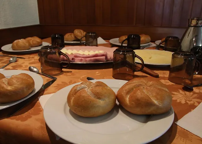 Alojamento de Acomodação e Pequeno-almoço Zur Post Lackenhof