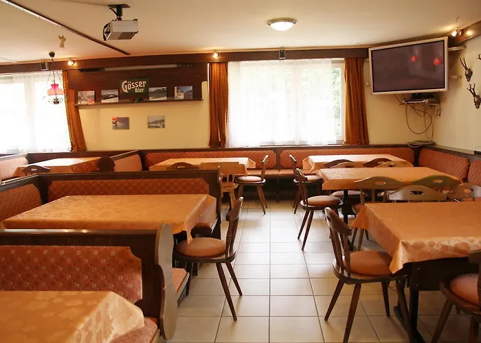 Zur Post Bed and Breakfast 3*